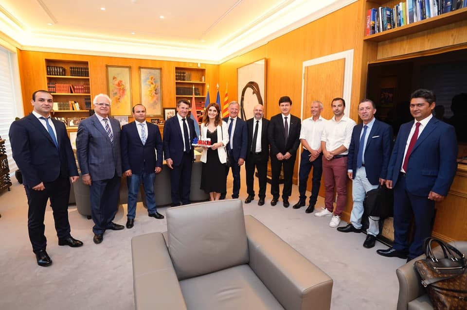 Réception d&rsquo;une délégation officielle arménienne à la Mairie de Nice