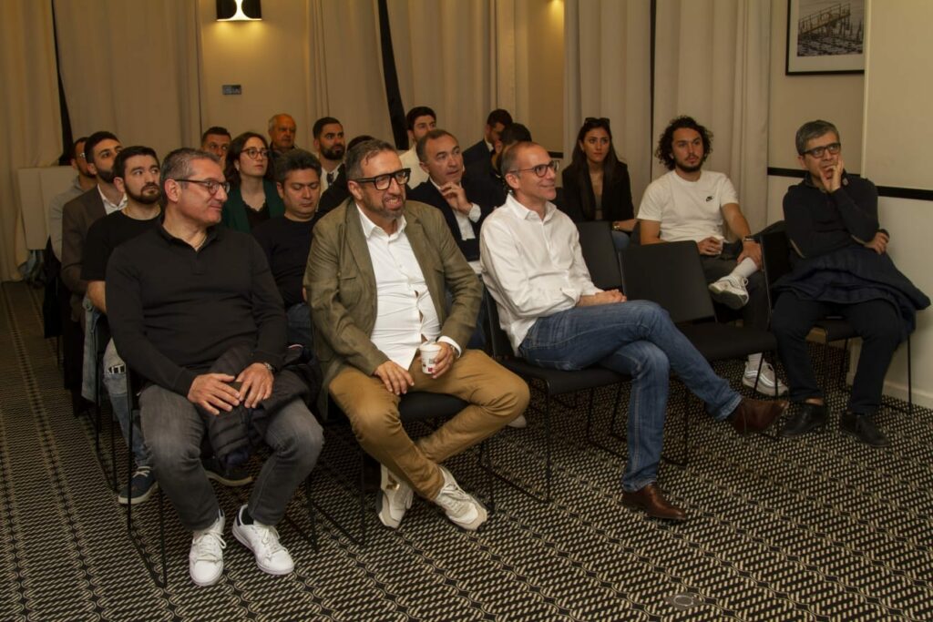Public de la présentation de la plateforme «Armenian Partners»